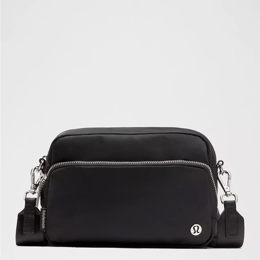 Lululemon Everywhere Crossbody